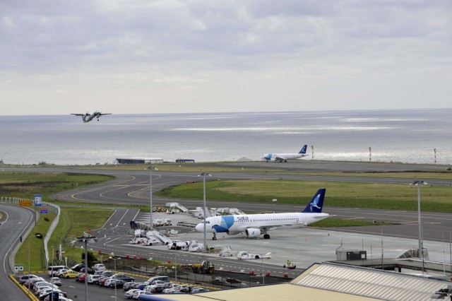 Mais 74 mil passageiros aterraram nos Açores em quatro meses de liberalização aérea