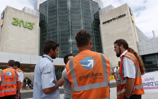 Adesão à greve da Groundforce ronda 90% em Lisboa e 75% no Porto