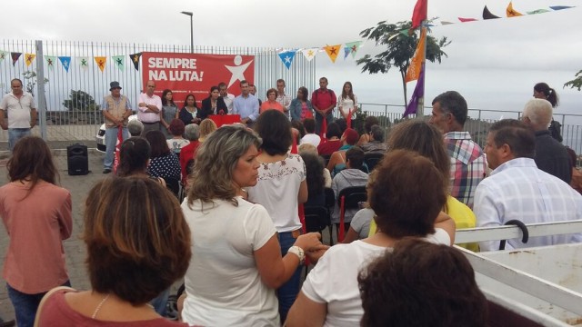 Mariana Mortágua juntou-se à campanha do BE com críticas ao PSD/CDS e ao PS