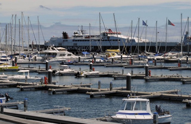 Açores só deverão ter novos barcos a operar em 2018