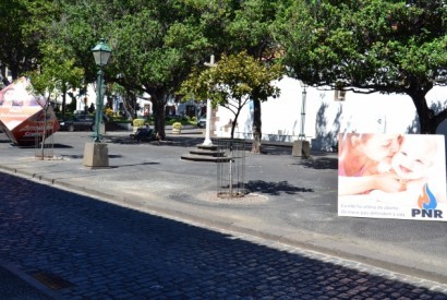 PNR-Madeira acusa Câmara de Santa Cruz de retirar cartaz do partido