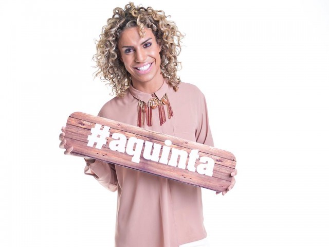 Carlos Costa escapa por pouco à expulsão