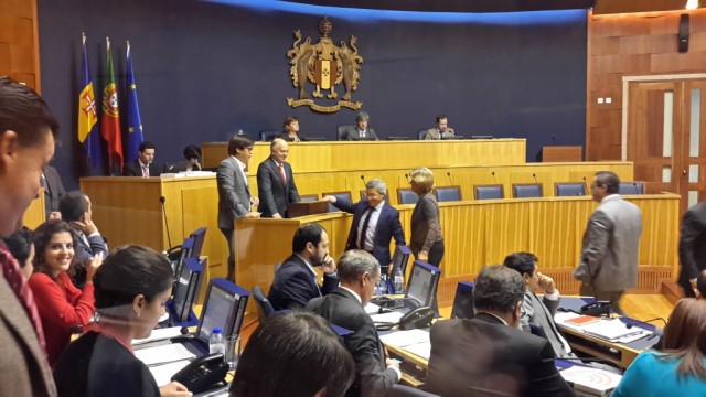 Assembleia aprova o levantamento da imunidade a Lino Abreu