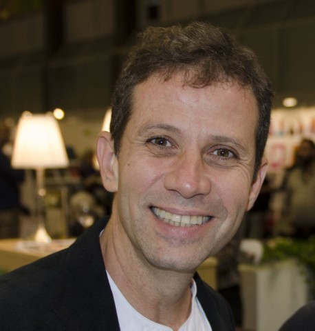 Roger Mello, o autor que põe a criança em diálogo com as mazelas do mundo