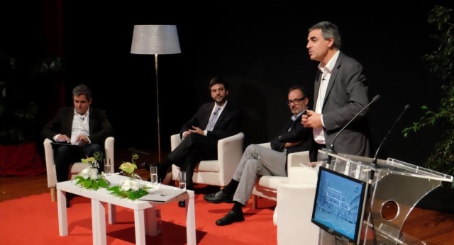 Os cruzeiros, a reabilitação e a economia em diferentes perspectivas
