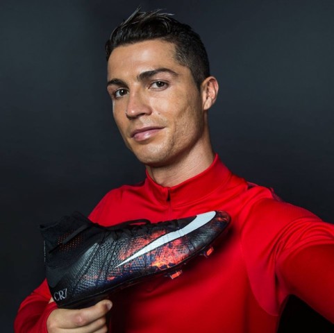 Cristiano Ronaldo ajuda homem mais gordo do mundo a perder peso