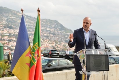Cafôfo desafia Cavaco a viabilizar alternativa positiva da esquerda