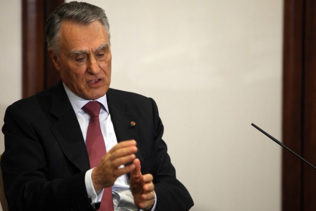 Cavaco Silva ouve hoje os sete partidos com assento parlamentar