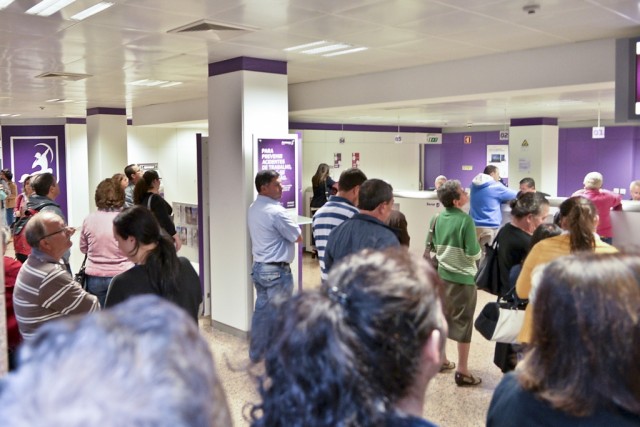 Trabalhadores dos serviços centrais dos Açores e Madeira do Banif  ficam no Totta