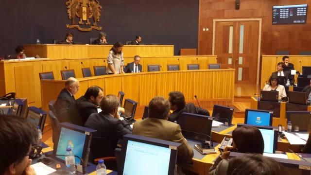 Carlos Costa acusa os serviços do governo de esconder os números