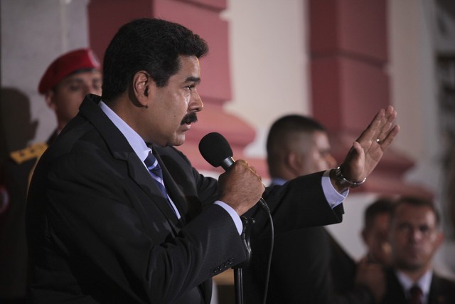 Opositores insistem na demissão do presidente da Venezuela