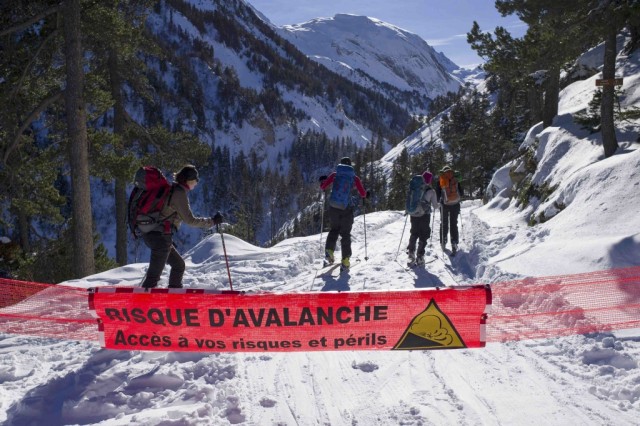 Professor ferido em avalanche nos Alpes franceses acusado de homicídio involuntário