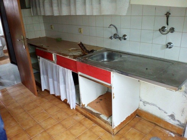 JPP denuncia habitação social degradada na Camacha