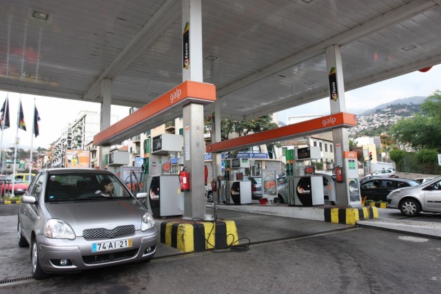 Gasóleo abaixo de 1 euro por litro pela primeira vez em seis anos
