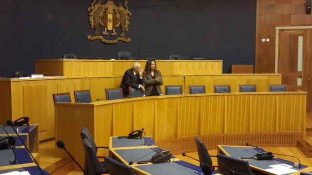 Primeiro presidente do parlamento açoriano ouvido sobre o Estatuto