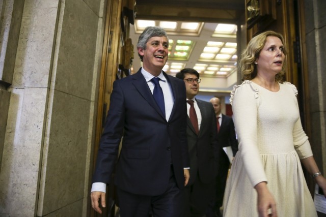 Governo devolve rendimentos mas aumenta alguns impostos