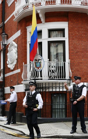 Suécia discorda de parecer da ONU sobre fundador da WikiLeaks