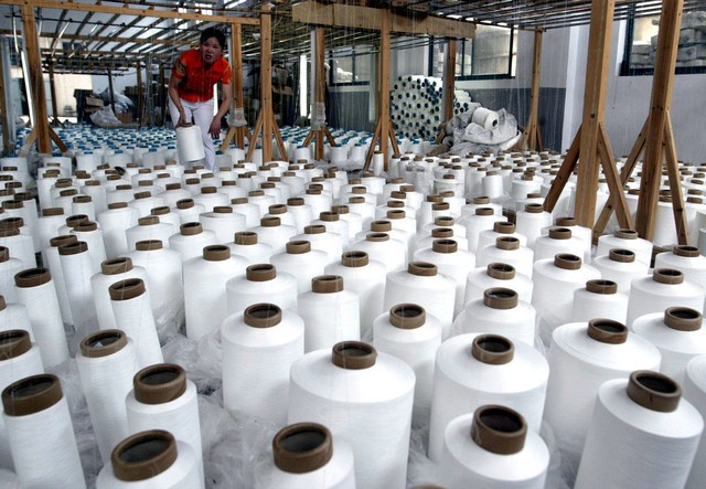 Relatório revela injustiças em fábricas chinesas que fornecem grandes marcas