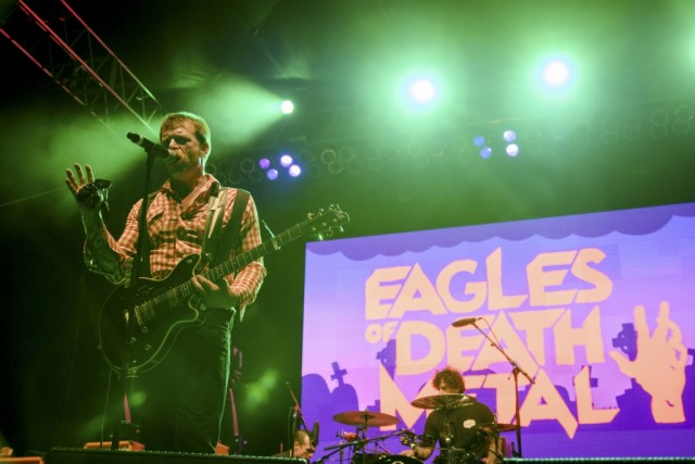 Eagles of Death Metal retomam hoje digressão internacional depois dos atentados de Paris