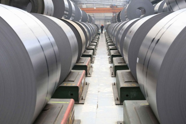 Estudo da UE diz que excesso de produção da China prejudica economia mundial