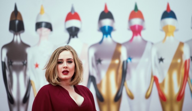 Adele grande protagonista dos prémios Brit ao conquistar quatro categorias