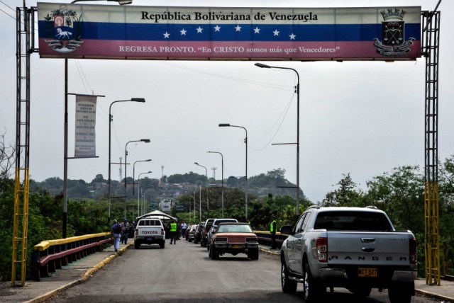 Caracas acusa Bogotá de endurecer condições para permitir entrada de venezuelanos
