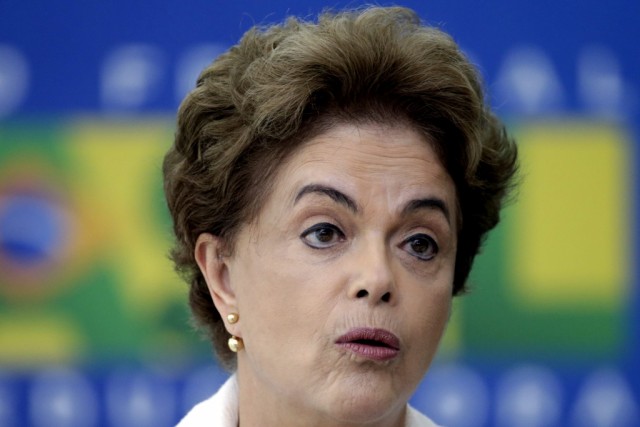 Presidente brasileira convoca reunião de emergência perante receio de confrontos