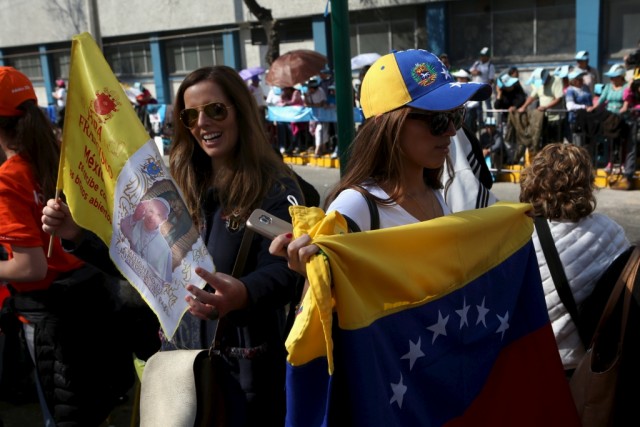Alteração no sistema cambial venezuelano aumenta viagens ao estrangeiro em 1.540%