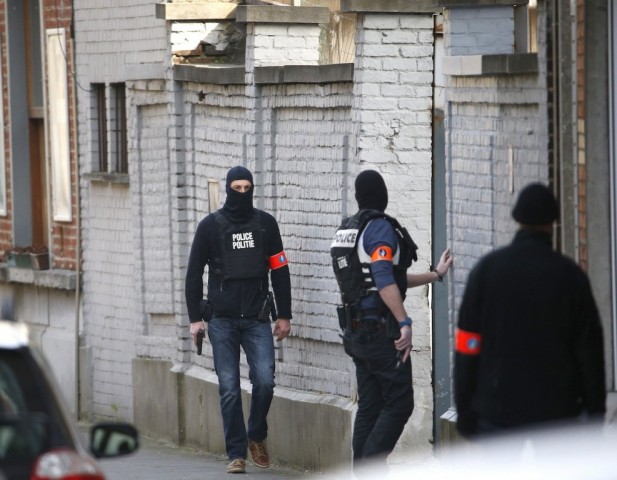 Operação anti-terrorista na Bélgica continua