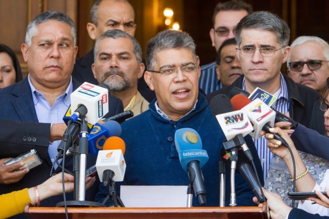 Parlamento venezuelano chumba prolongamento do estado de emergência económica