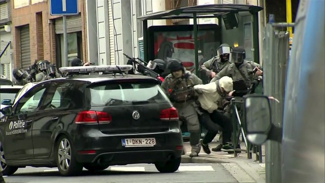Abdeslam formalmente acusado de homicídios terroristas