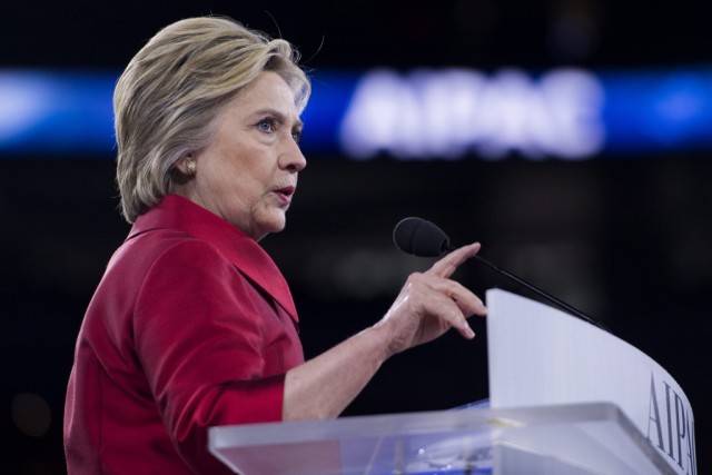 Hillary Clinton: A última coisa de que precisamos é líderes que gerem mais medo