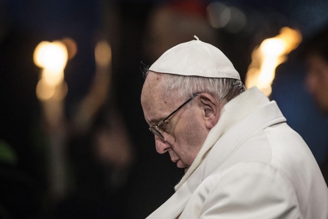 Escravidão, abuso e exclusão denunciados na Via Sacra em Roma