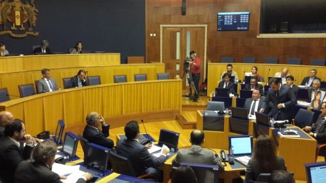 Albuquerque promete redução cautelosa da taxa fiscal