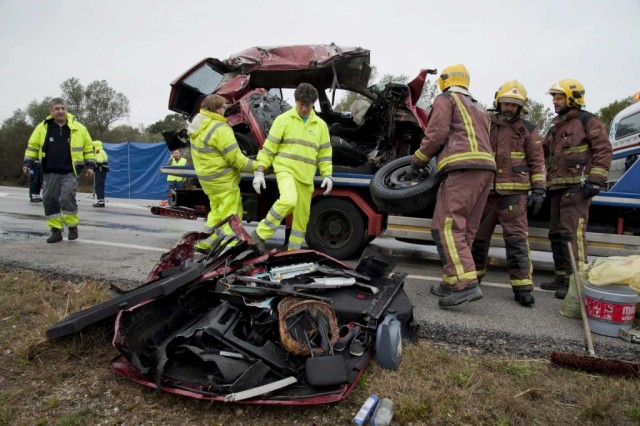 Sete mortos em colisão entre duas viaturas em Espanha
