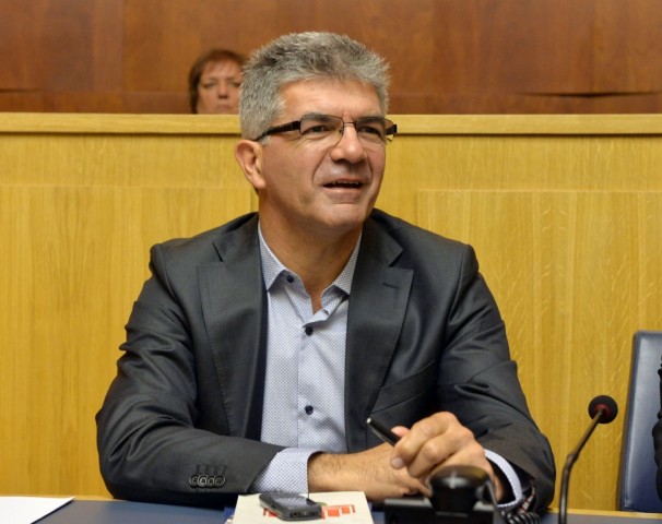 PCP pede aumento real das pensões e reformas