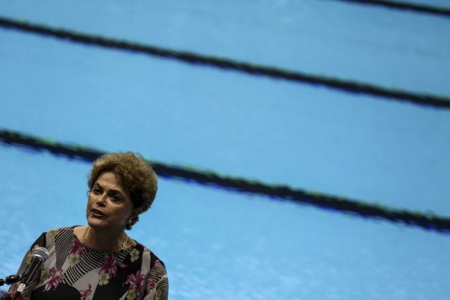Maioria dos brasileiros deseja demissão ou destituição de Dilma e de Temer