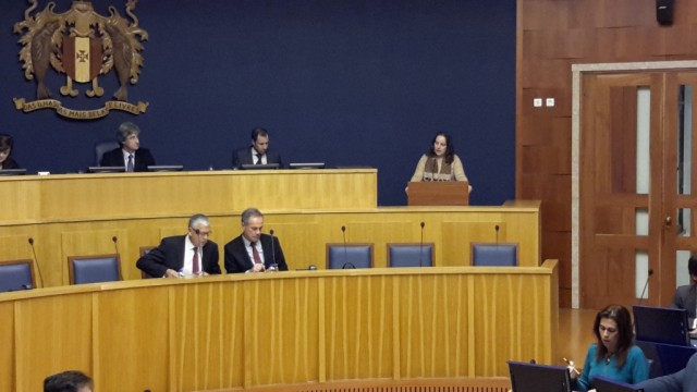Patrícia Spínola apresenta factos de um serviço de saúde em ruptura