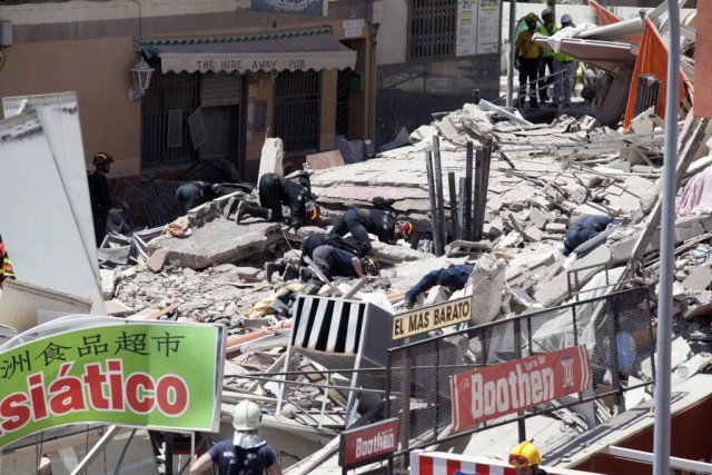 Sobe para dois número de mortos em colapso de edifício no Tenerife