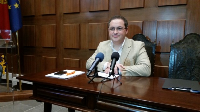 CDS avança com inquérito parlamentar à Saúde