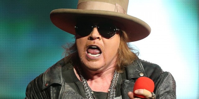 Axl Rose vai ser o vocalista dos AC/DC