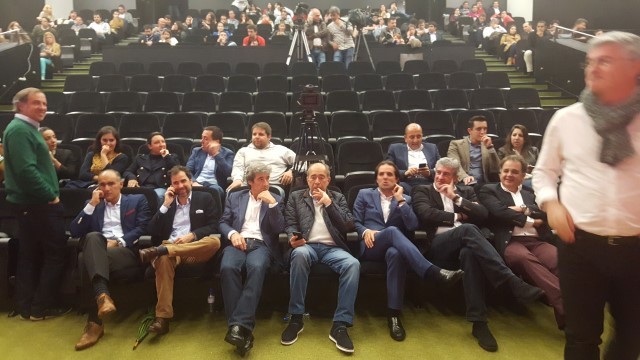 Atraso de mais de uma hora devido a contagem dos votos no Congresso Regional da JSD-Madeira