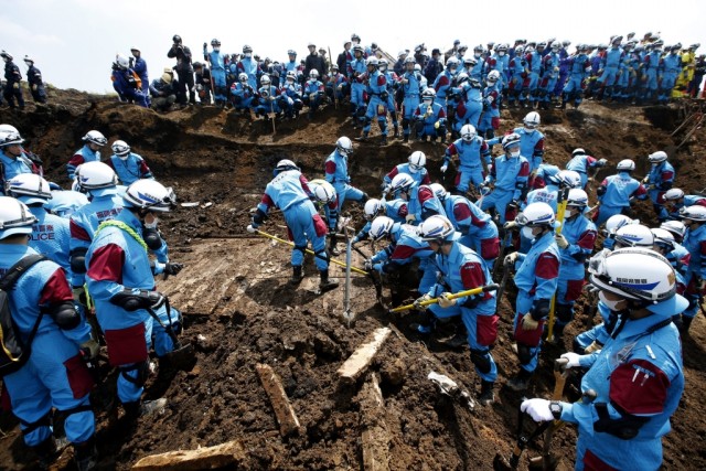 Mais de 120 mil pessoas continuam deslocadas após sismos no sul do Japão