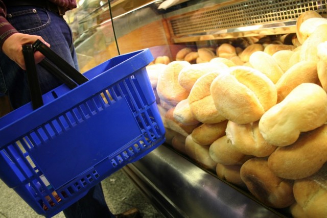 Padarias da capital venezuelana sem pão e supermercados sem farinha de milho