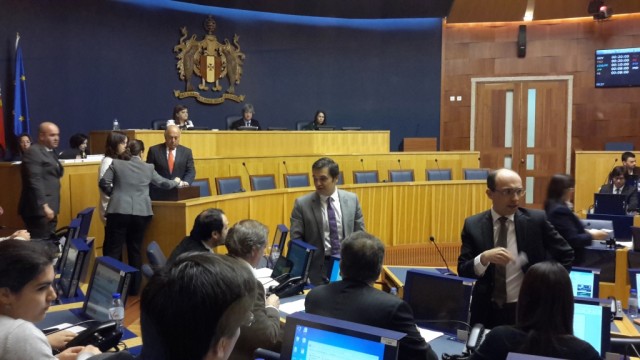 É tempo de os partidos da esquerda dizerem se defendem o CINM