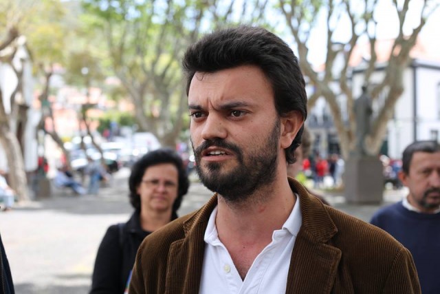 PCP acusa governos PSD de não terem estratégia para melhorar vida a pensionistas