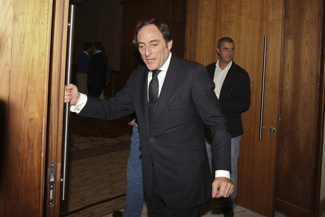 Saída de Paulo Portas do parlamento está por dias