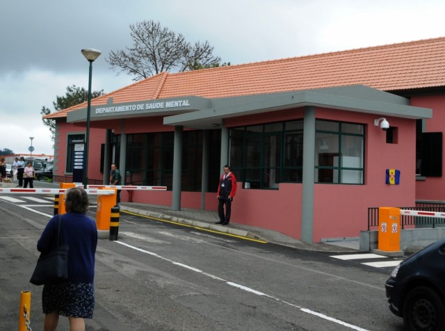 Há mais de mil doentes de Psiquiatria em lista de espera no SESARAM