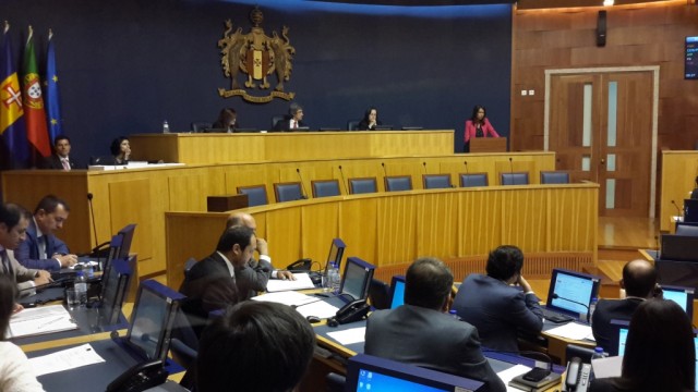 Sofia Canha questiona o financiamento do Estado a escolas privadas
