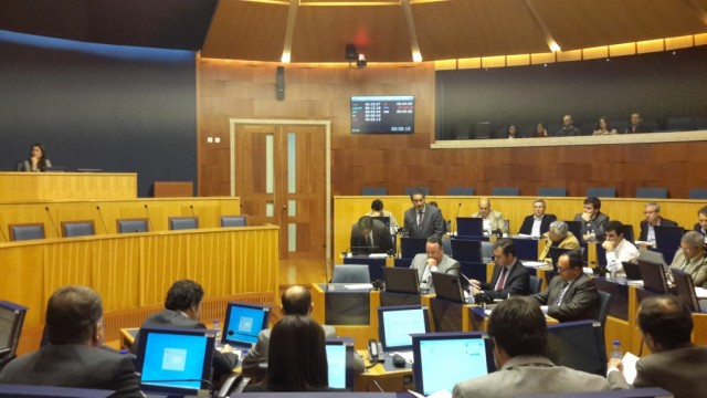 Rui Barreto protesta contra transferência de estúdio da RDP-M para os Açores